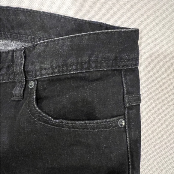 FREE PEOPLE Women Distressed black capri jeans, size 28 Preowned - Picture 3 of 8